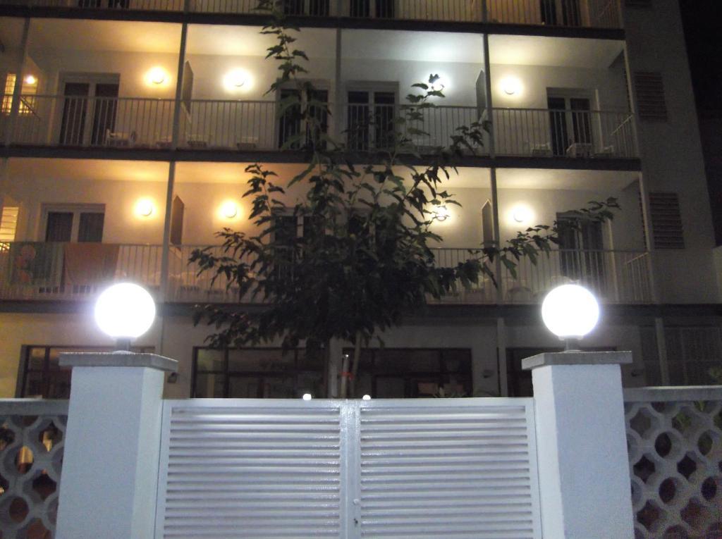 Hotel Simeon Тоса-де-Мар Екстер'єр фото